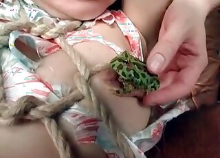 Disgusting Asian fetish video with a beauty that has to eat stuff